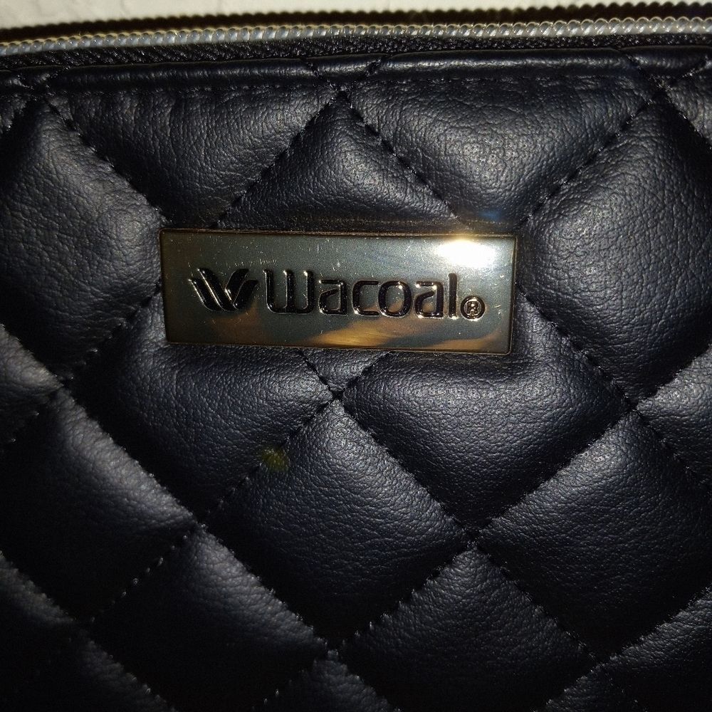 Wacoal Make Up Bag - Picture 2 of 4